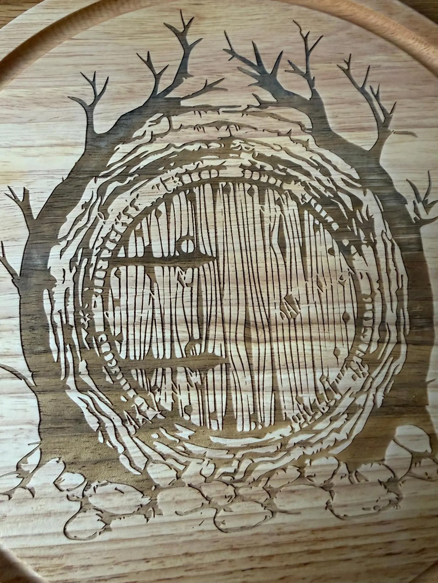 Lord of the Rings inspired Hobbit Door Round Chopping Board