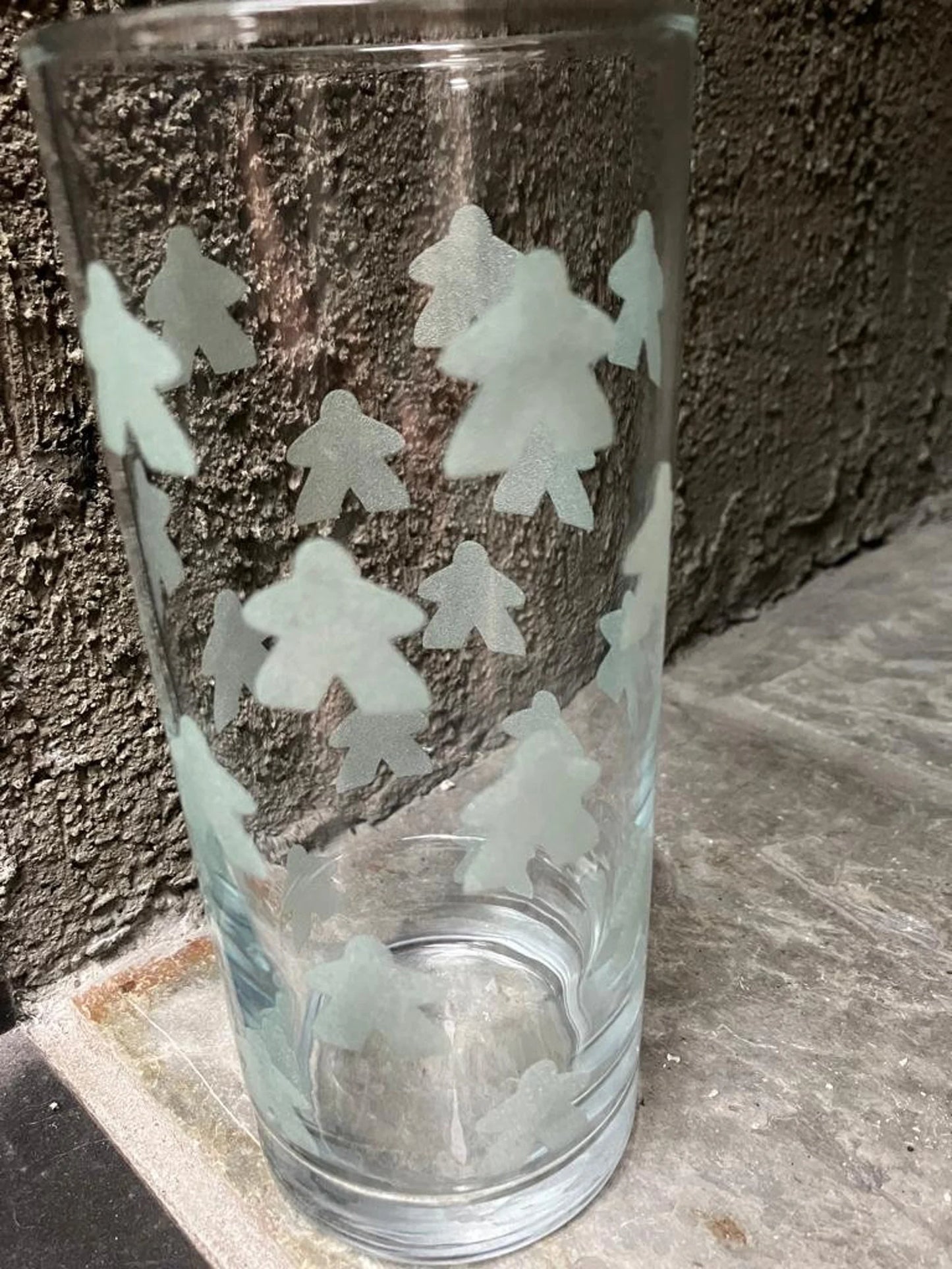 Meeple themed Highball glass - 400ml - with many Meeples