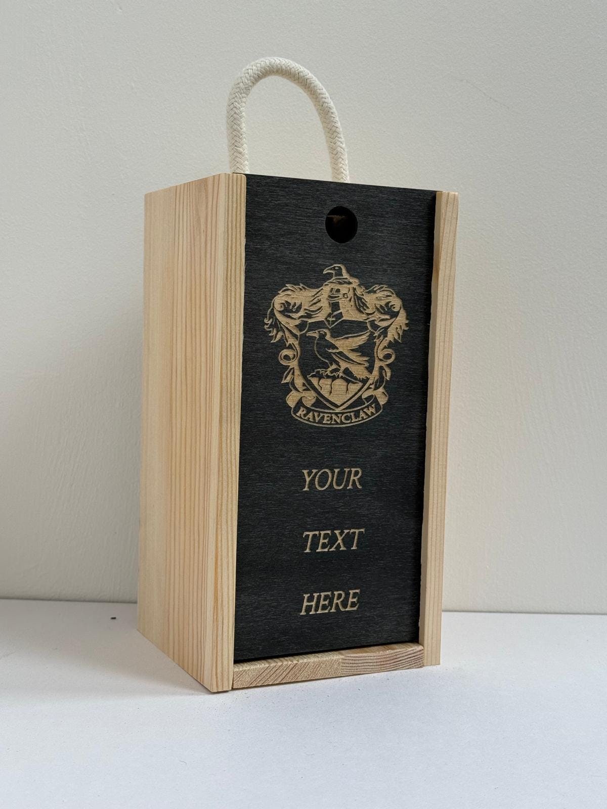 Ravenclaw Shield Engraved Pint Glass