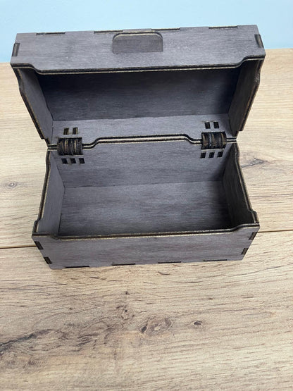 Little Wooden Box with integrated wooden hinge