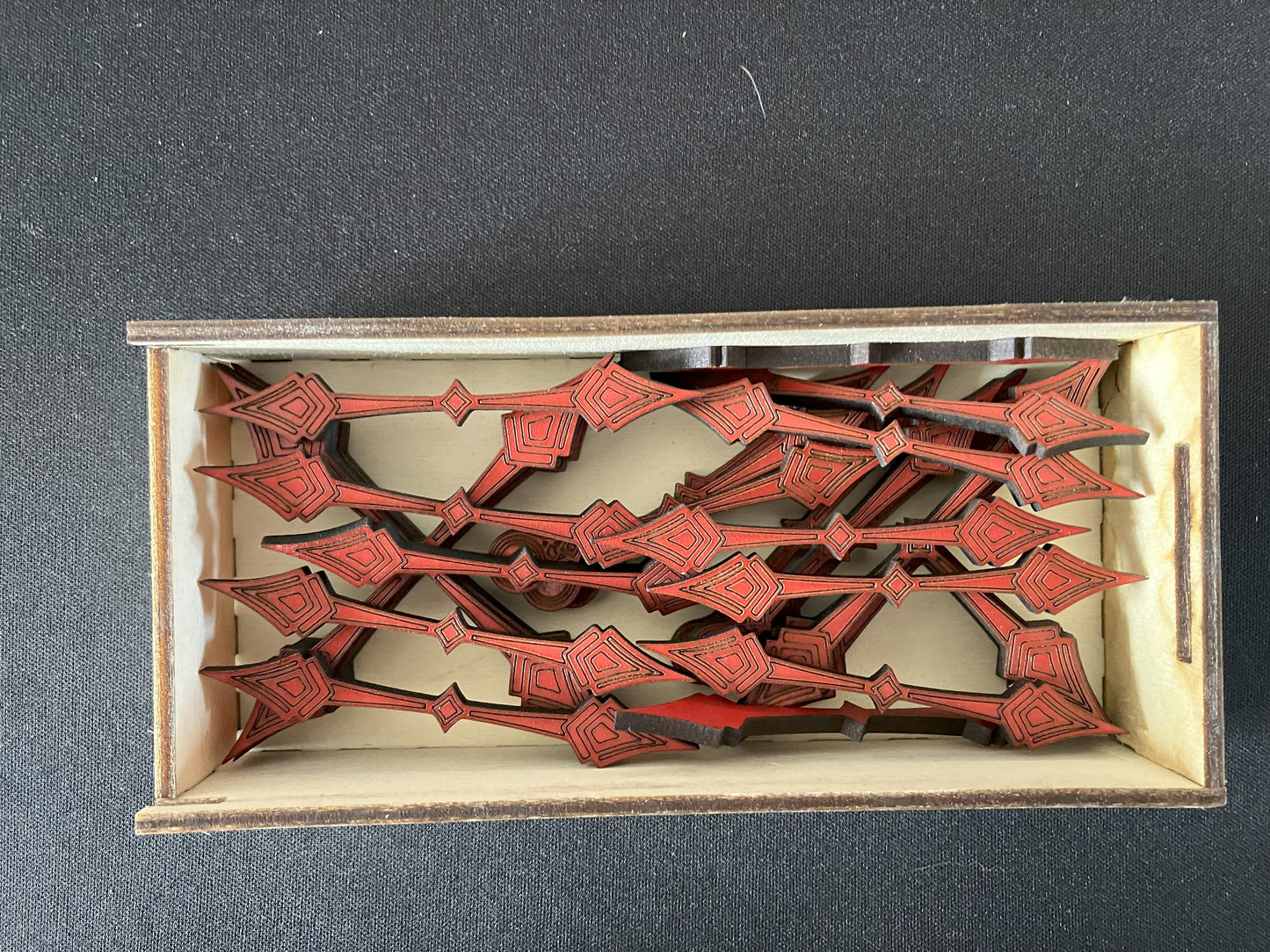 Set of 26 Directional pointers/arrows with optional storage box for Arkham Horror "The Card Game"