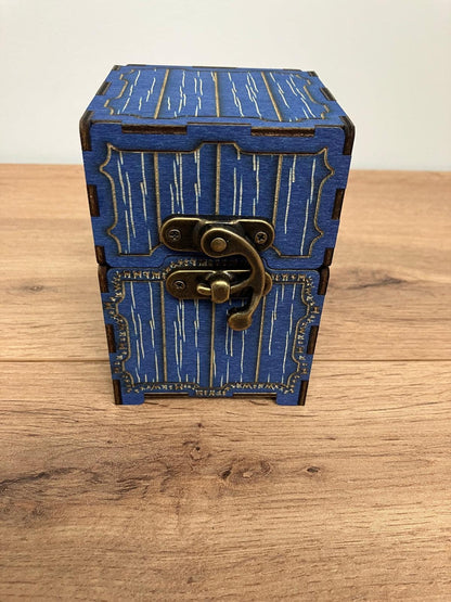 Wooden Box with clasp and integrated hinge