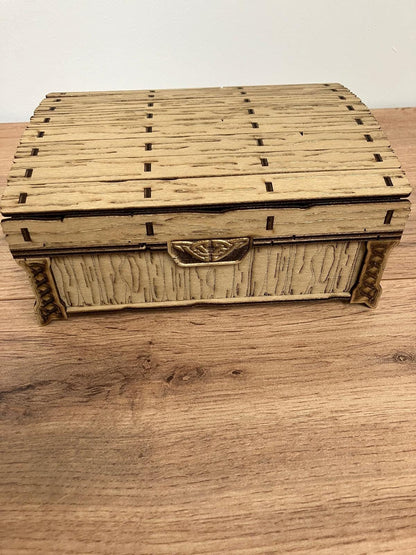 Wooden Chest Box with integrated hinge