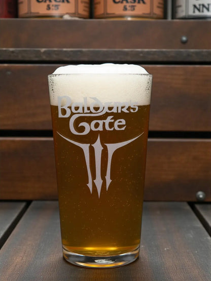 Baldurs Gate 3 - Engraved Pint Glass