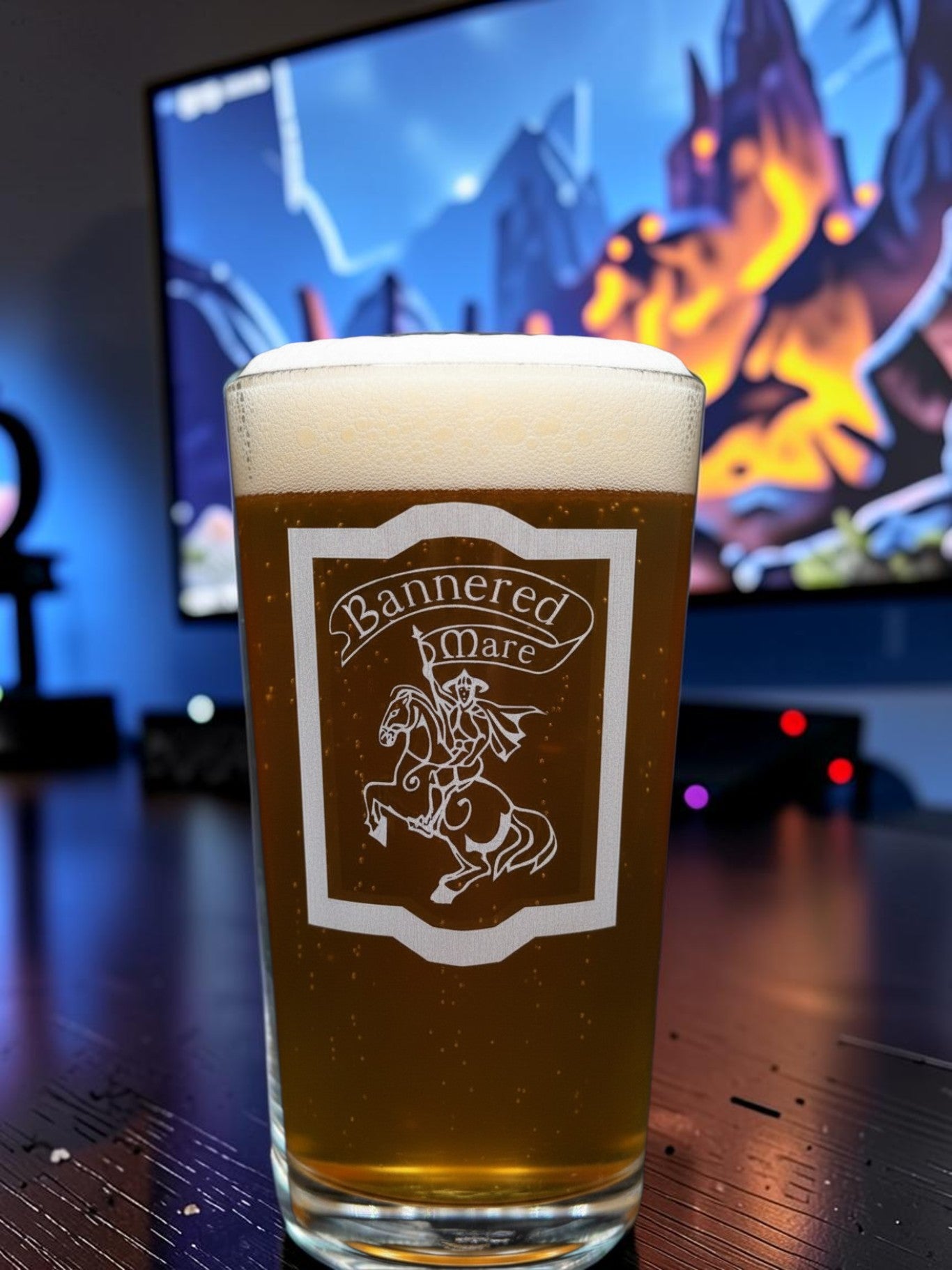Bannered Mare Inn - Elder Scrolls Themed - Engraved Pint Glass - Presentation Box