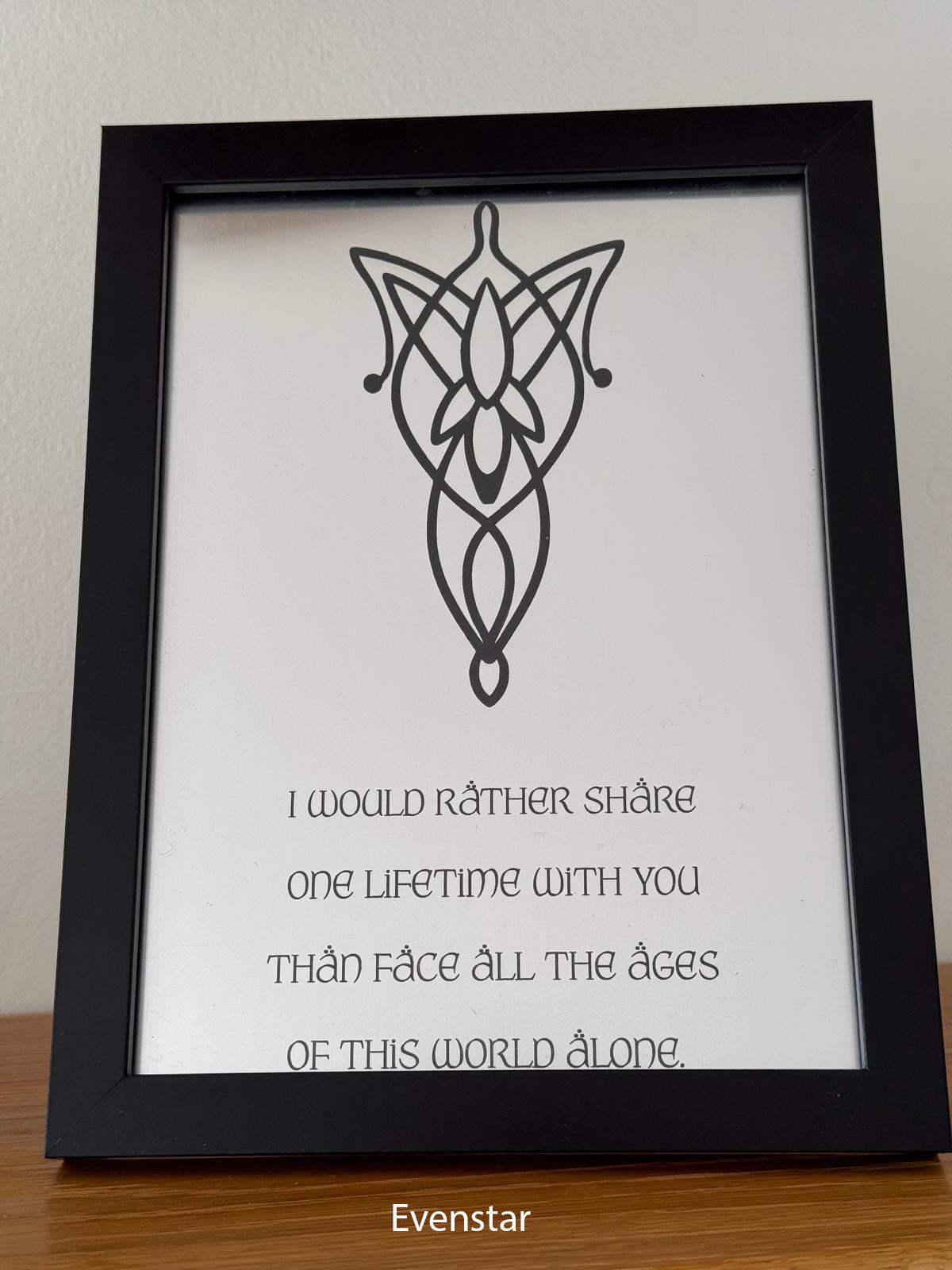Lord of the Rings themed - Engraved acrylic pictures