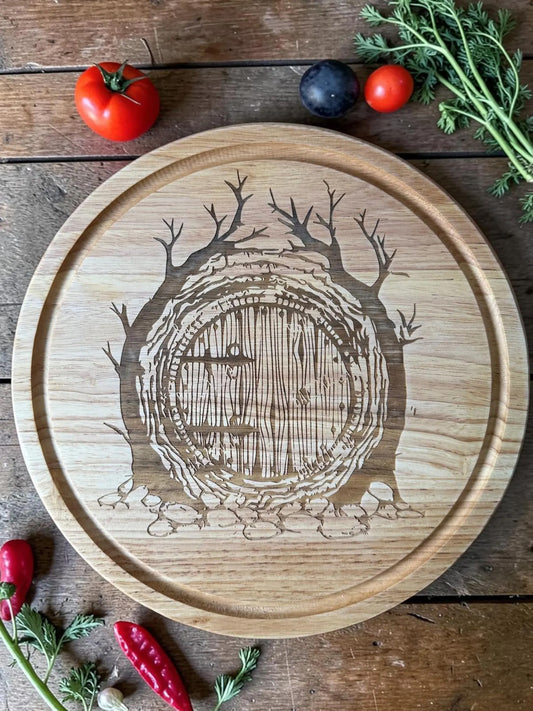 Lord of the Rings inspired Hobbit Door Round Chopping Board