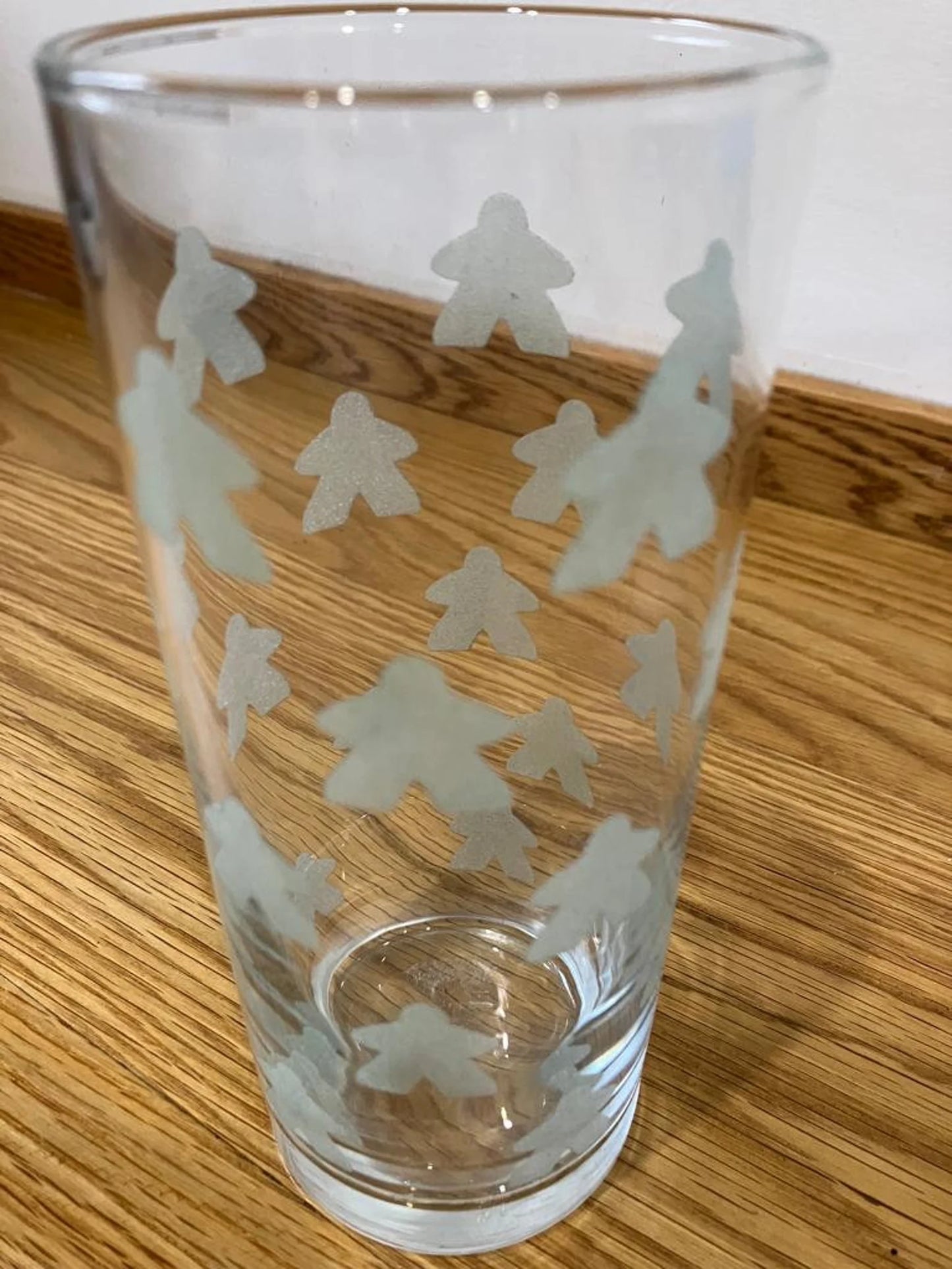Meeple themed Highball glass - 400ml -  with many Meeples