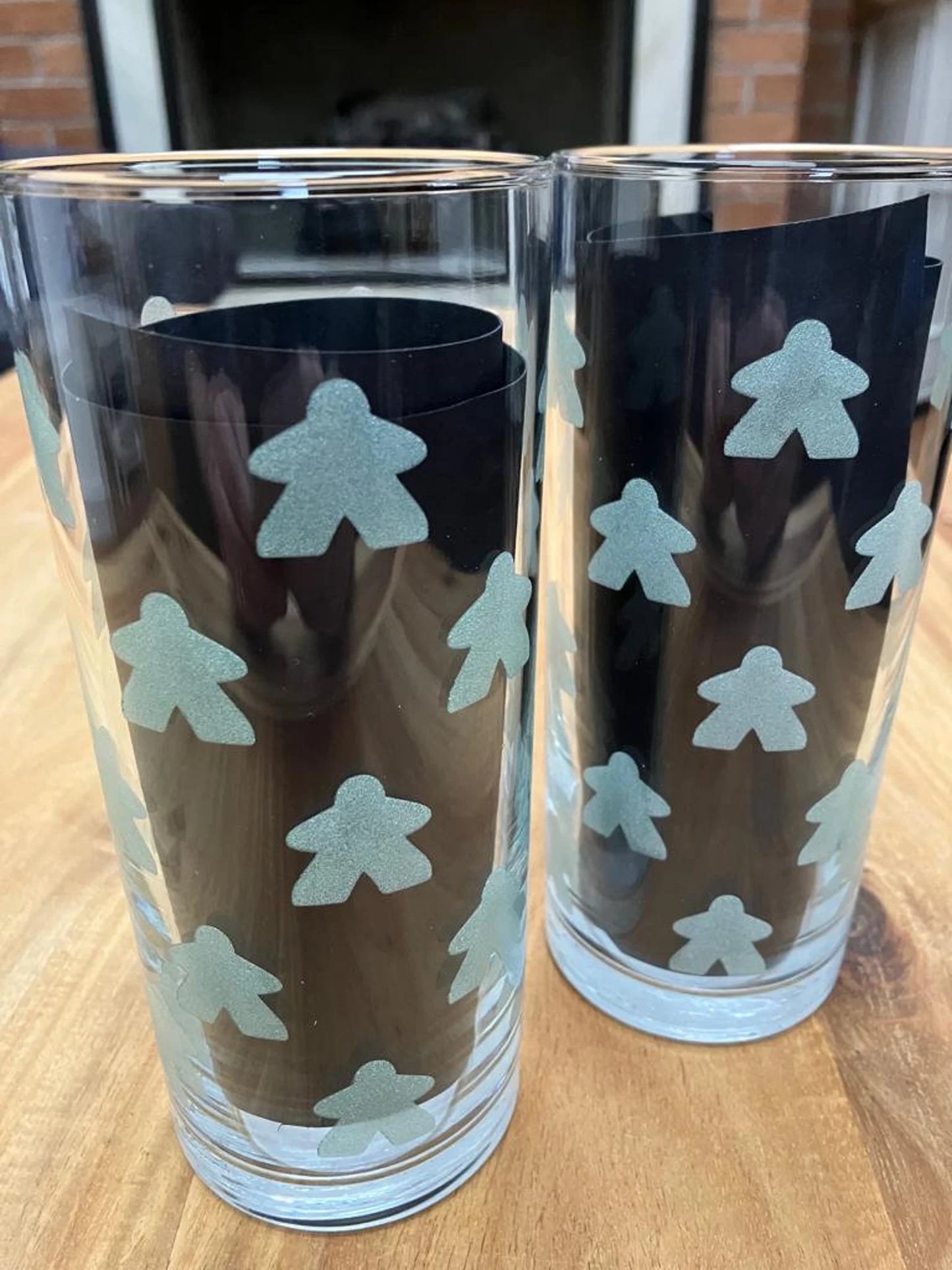 Meeple themed Highball glass - 400ml -  with many Meeples