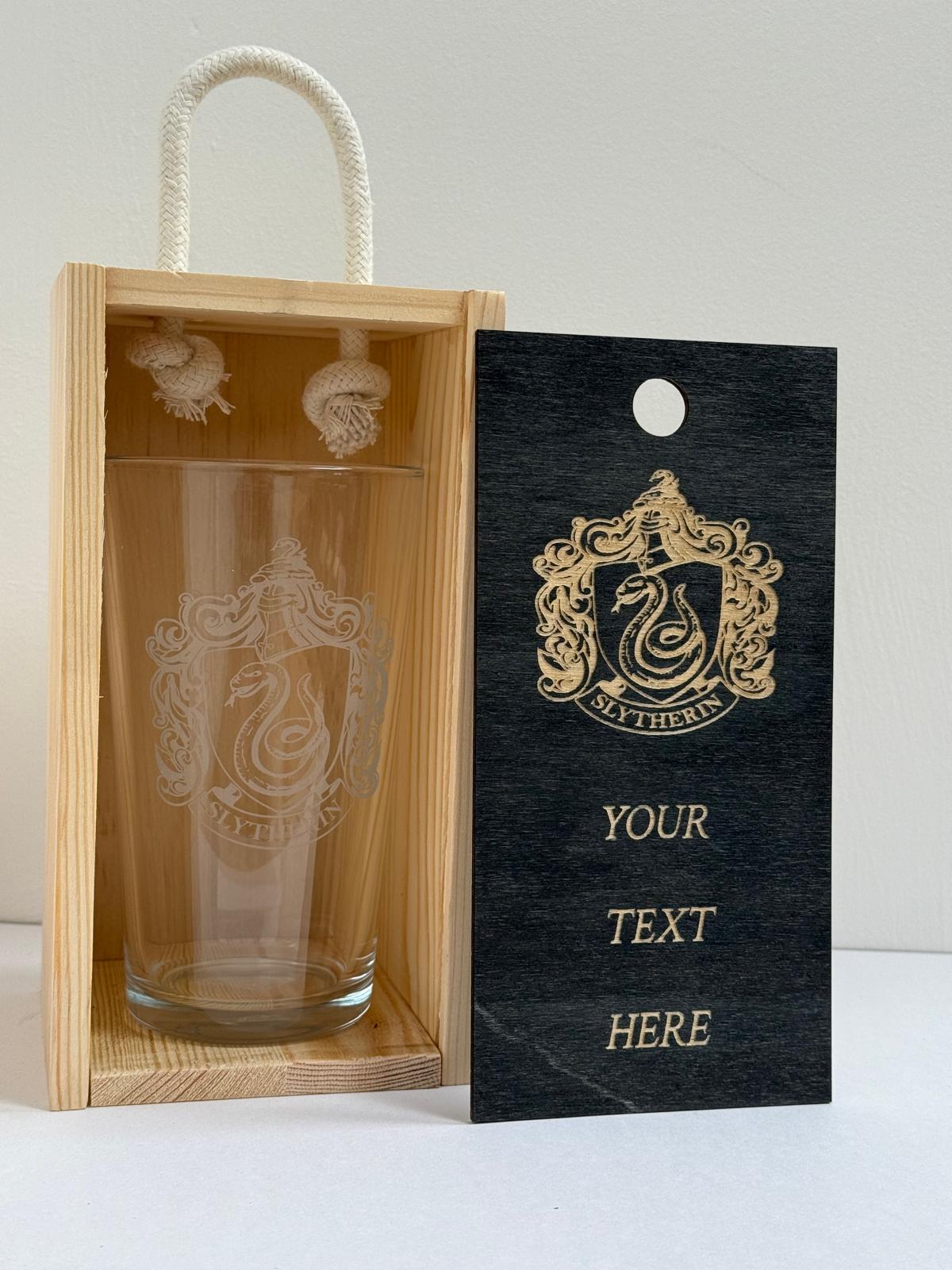 Slytherin Shield - Harry Potter - Engraved Pint Glass - Presentation Box