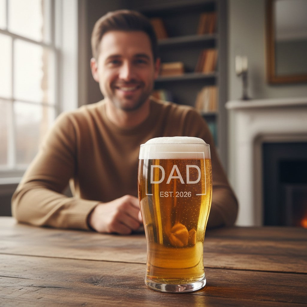 Fathers Day - DAD EST - Engraved Pint Glass - Presentation Box