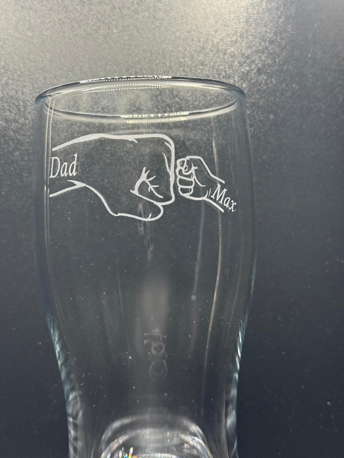 Personalised - Fathers Day - Fist Bump - Engraved Pint Glass - Presentation Box