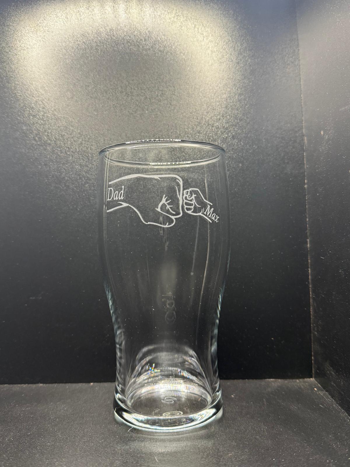 Personalised - Fathers Day - Fist Bump - Engraved Pint Glass - Presentation Box