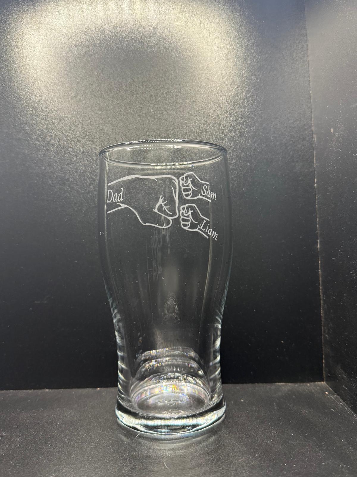 Personalised - Fathers Day - Fist Bump - Engraved Pint Glass - Presentation Box