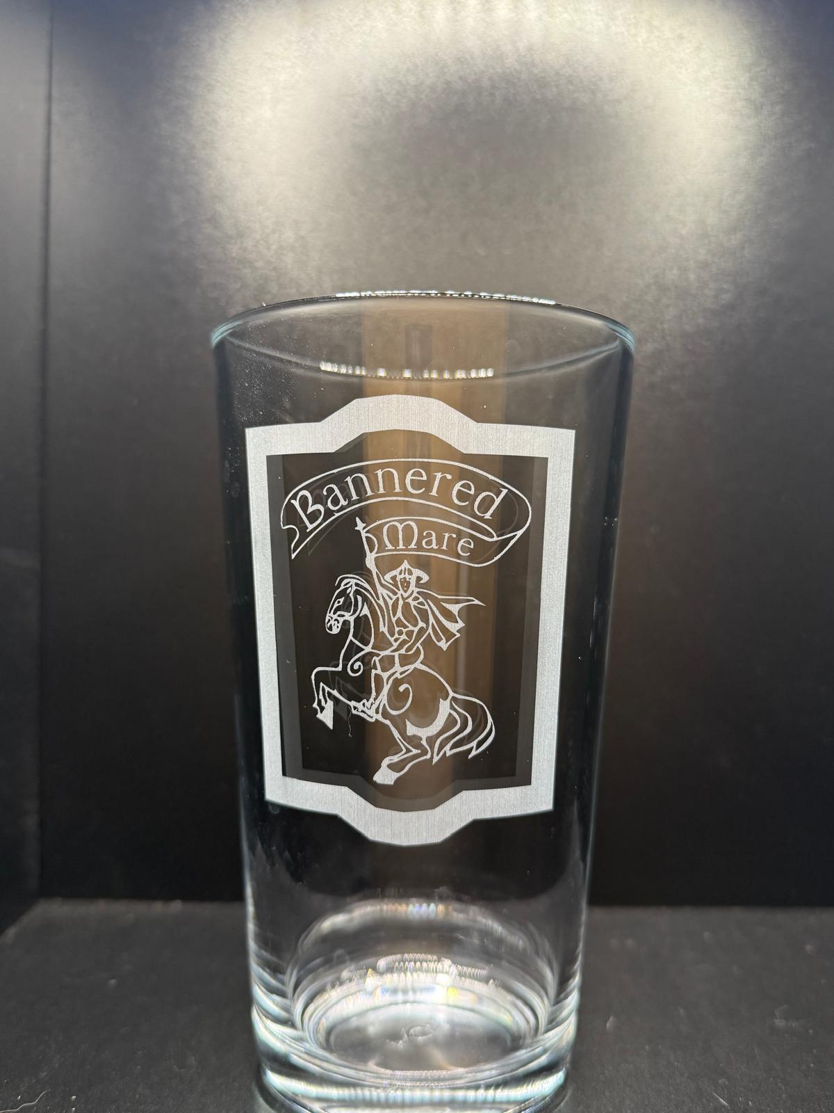 Bannered Mare Inn - Elder Scrolls Themed - Engraved Pint Glass - Presentation Box