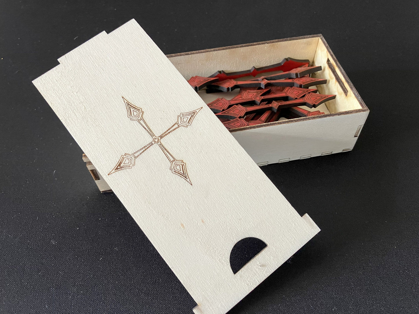 Set of 26 Directional pointers/arrows with optional storage box for Arkham Horror "The Card Game"