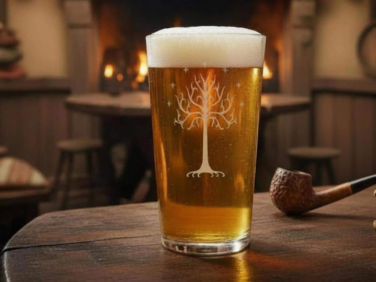 White Tree of Gondor Engraved Pint Glass, another view