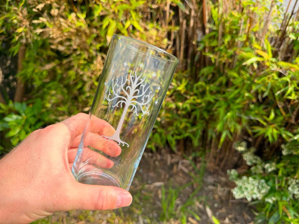 White Tree of Gondor Engraved Pint Glass, another view