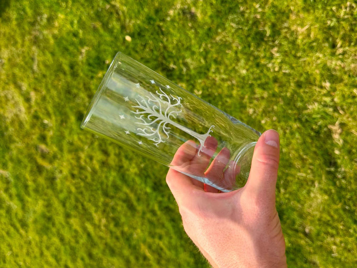White Tree of Gondor Engraved Pint Glass, another view